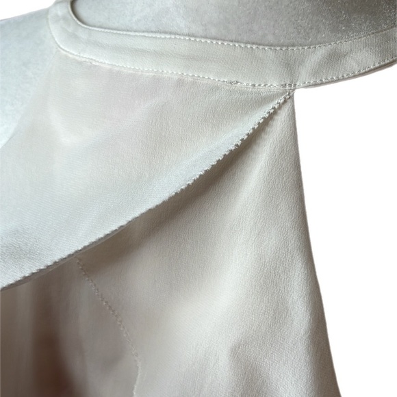 NWOT Lilly Pulitzer 💯 Silk Flounce Ruffle Romantic Sleeveless Blouse M - Picture 8 of 10